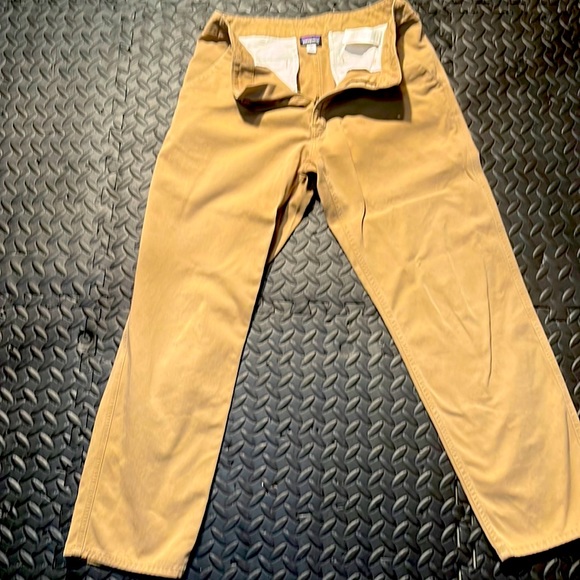 Patagonia Flat Front Pants. Cotton. Tan. 32/30 - Picture 1 of 2